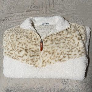 Simply southern pullover